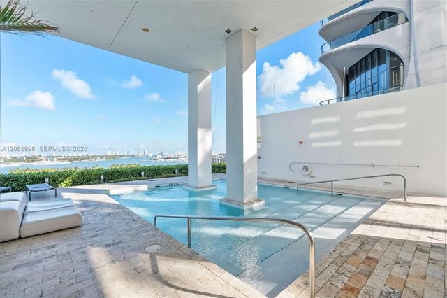 2 of 32 - 1040 Biscayne Boulevard #3908, Miami, FL