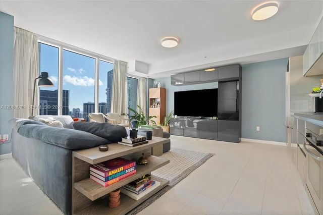 3 of 32 - 1040 Biscayne Boulevard #3908, Miami, FL