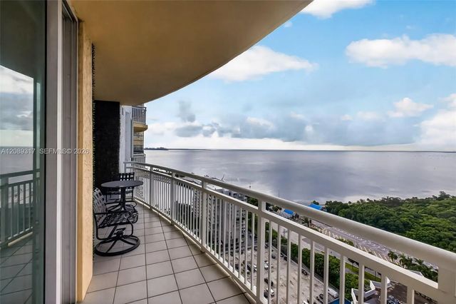 2475 Brickell Avenue #2401, Miami