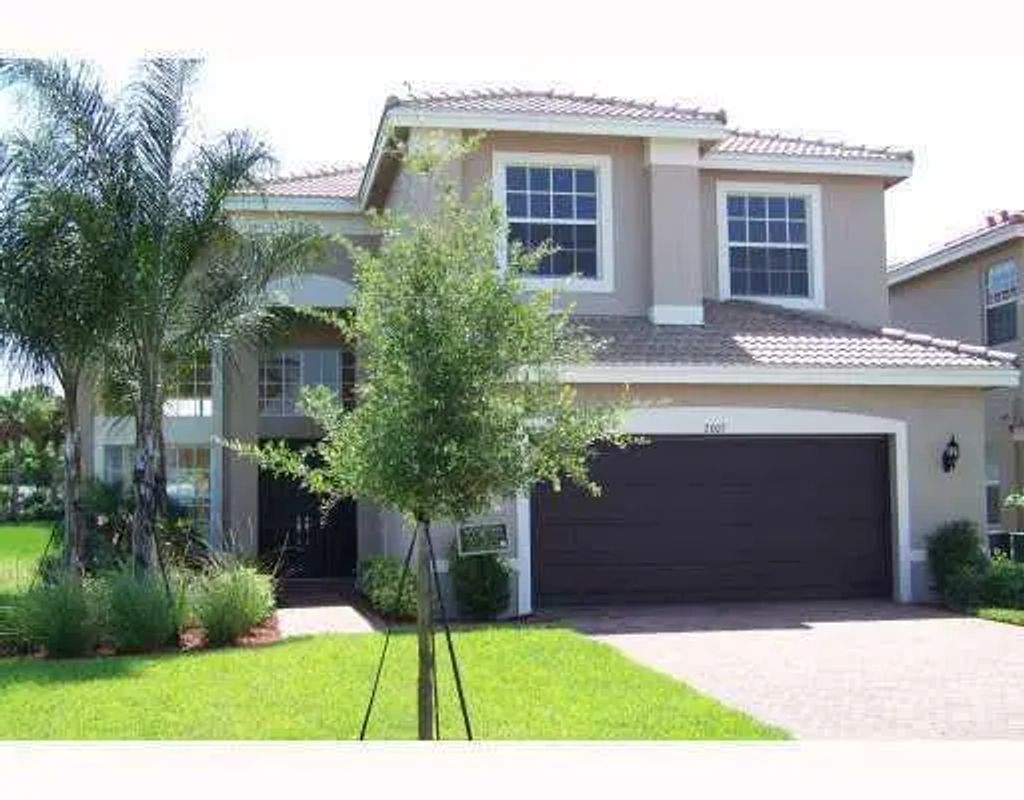 2007 Grey Falcon Circle Sw, Vero Beach