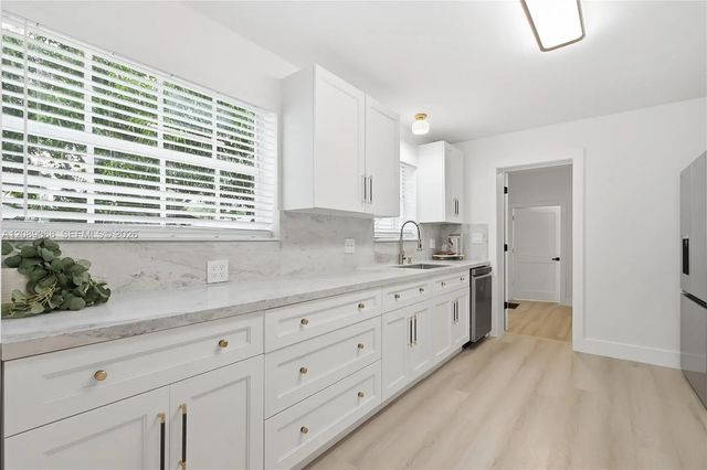5 of 30 - 16010 Sw 100th Court, Miami, FL