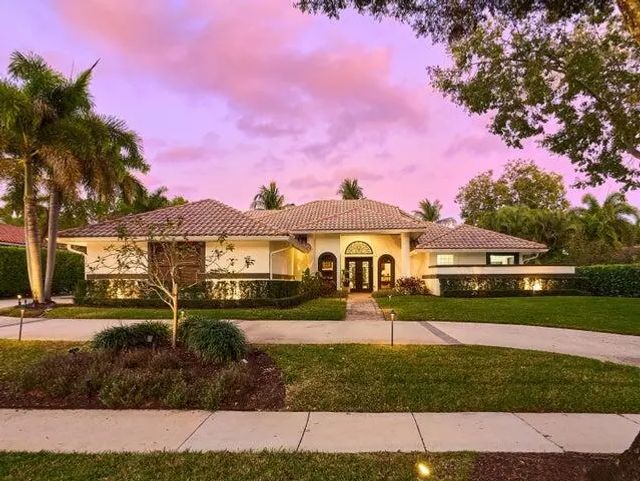 3 of 40 - 3700 Embassy Drive, West Palm Beach, FL