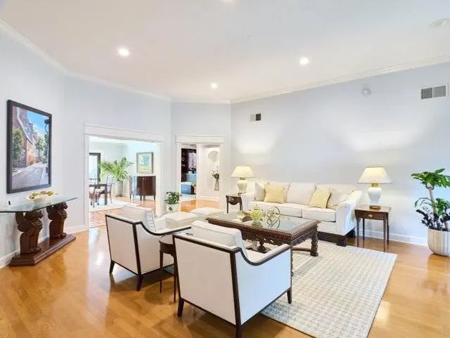 4 of 40 - 3700 Embassy Drive, West Palm Beach, FL