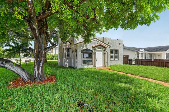 3 of 37 - 739 Kaye Street #0, West Palm Beach, FL