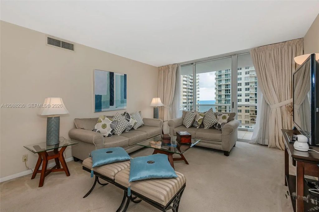 5700 Collins Avenue #12d, Miami Beach