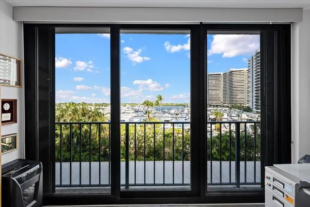 4 of 27 - 120 Lakeshore Drive #4360, North Palm Beach, FL