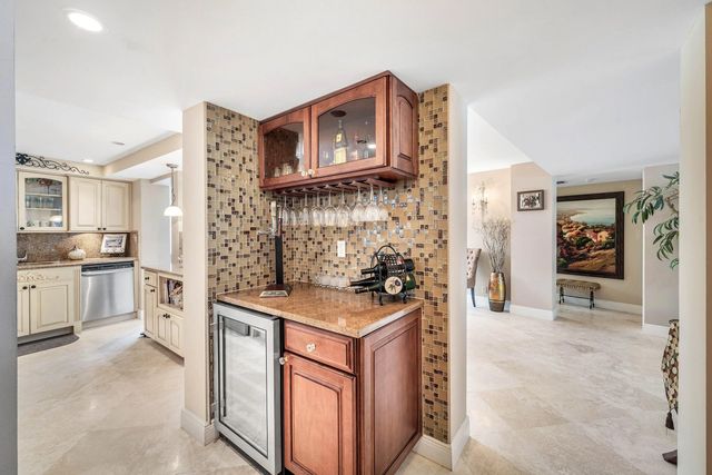 4 of 44 - 6885 N Ocean Boulevard #1040, Ocean Ridge, FL