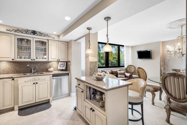 5 of 44 - 6885 N Ocean Boulevard #1040, Ocean Ridge, FL