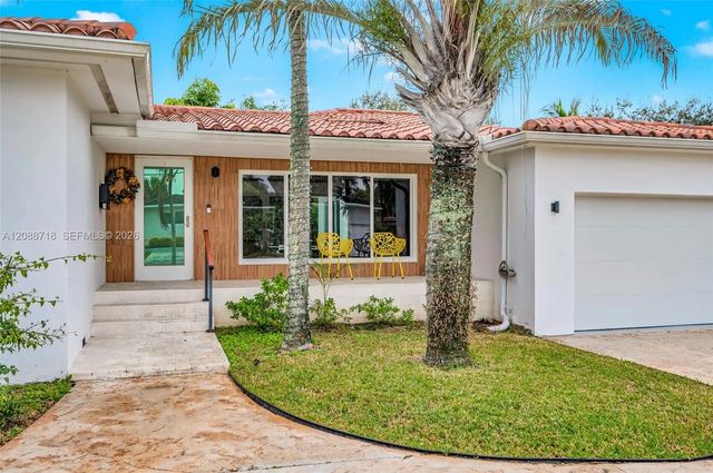 1080 Ne 104th Street, Miami Shores