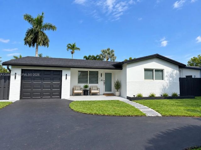 4 of 32 - 401 S Highland Drive, Hollywood, FL