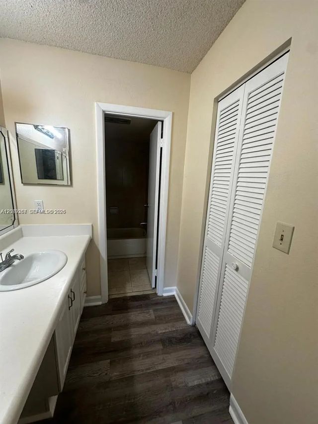 5 of 22 - N/A, Lauderhill, FL