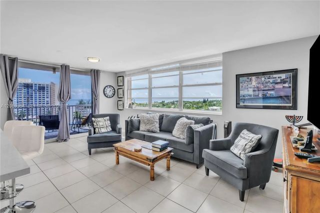 4 of 35 - 3161 S Ocean Drive #1106, Hallandale Beach, FL