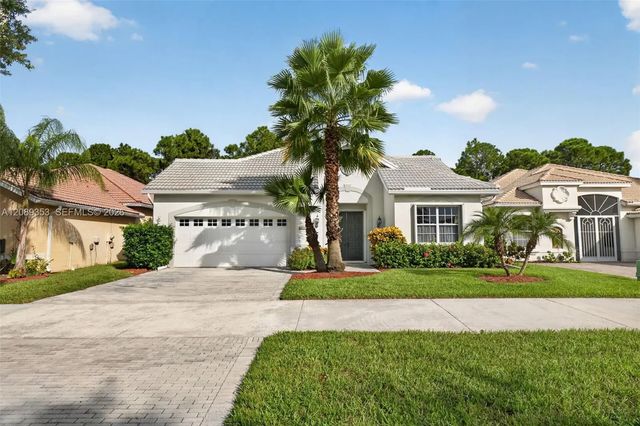 2 of 49 - 619 Sw Lake Charles Circle, Port St. Lucie, FL