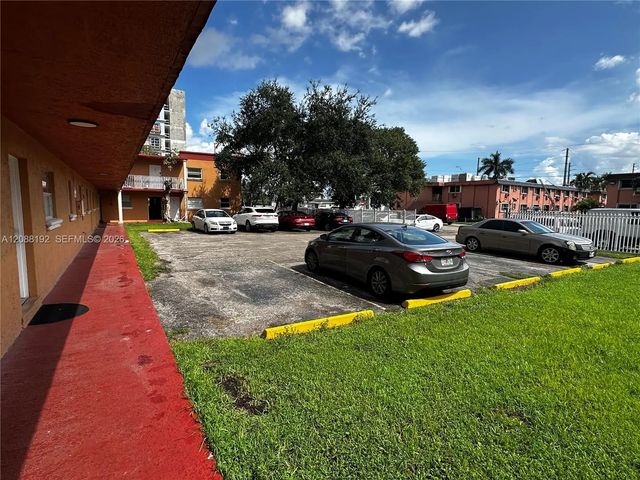 4 of 21 - 1245 W 24th Street #126, Hialeah, FL