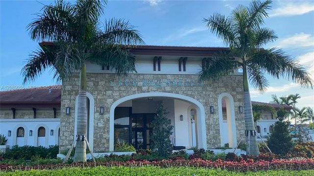 10948 W 32nd Lane, Hialeah