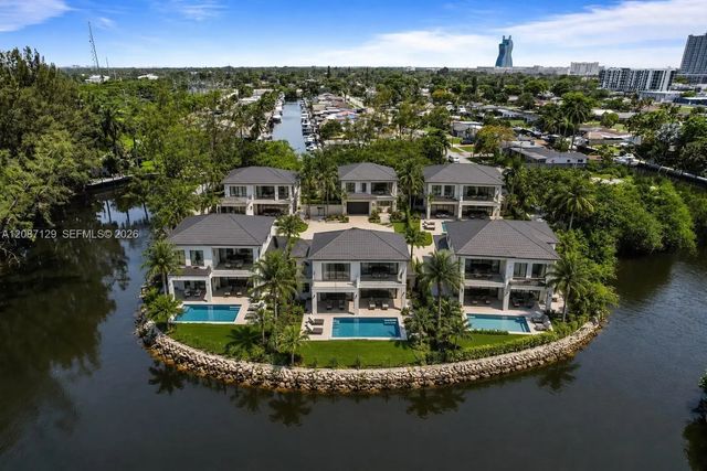 3 of 41 - 4400 Sw 42nd Terrace, Dania Beach, FL