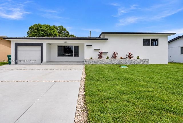 2 of 15 - 19201 Nw 10th Court, Miami Gardens, FL