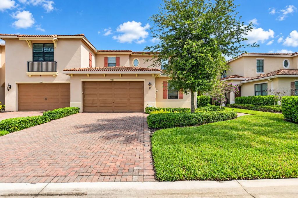 9925 Brickhill Drive, Boca Raton