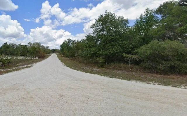 5 of 5 - 240 N Madera Road, Avon Park, FL