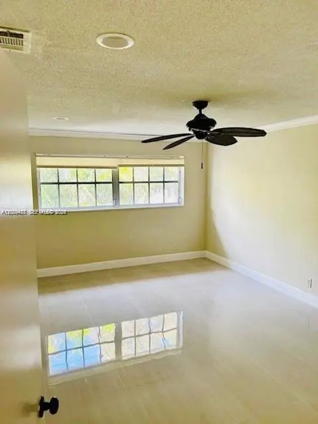2 of 18 - 148 Yacht Club Drive #7, North Palm Beach, FL