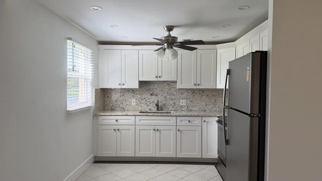 3 of 12 - 1034 Farnham O #1034, Deerfield Beach, FL