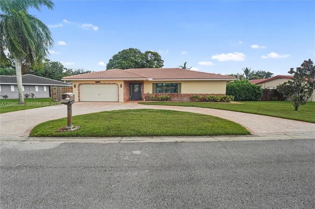 3 of 31 - 10650 Nw 42nd Drive, Coral Springs, FL