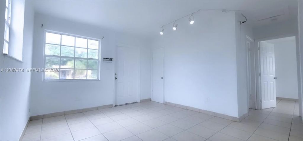 2332 Nw 14th Court #2332, Fort Lauderdale