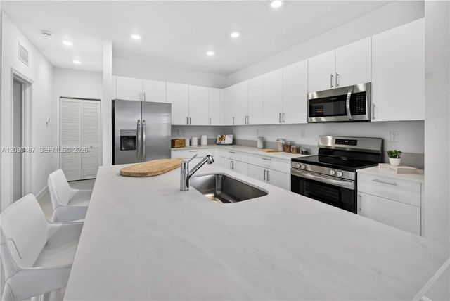 3 of 21 - 19459 Sw 336 Terrace, Miami, FL