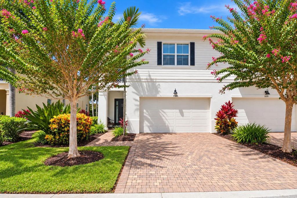 2133 Wells Place, Palm Beach Gardens