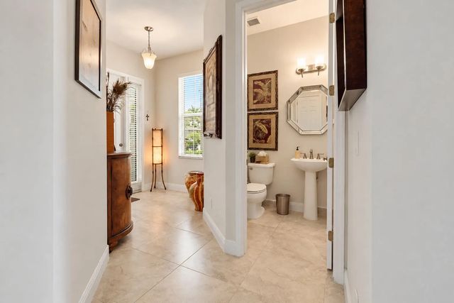 5 of 28 - 2133 Wells Place, Palm Beach Gardens, FL
