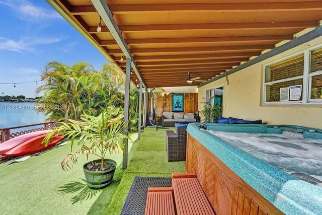5723 Sw 24th Avenue, Dania Beach