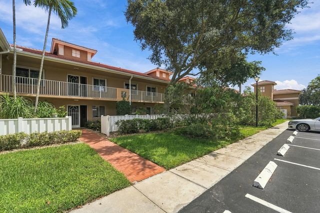 3 of 31 - 5876 Regal Glen Drive #201, Boynton Beach, FL