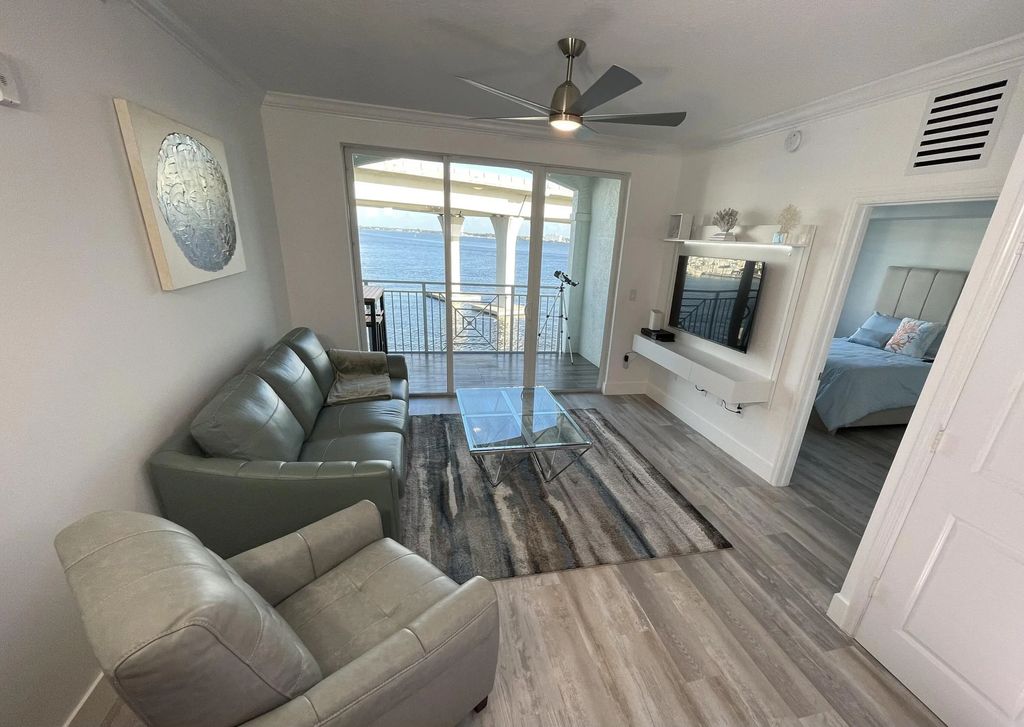 415 Nw Flagler Avenue, Stuart
