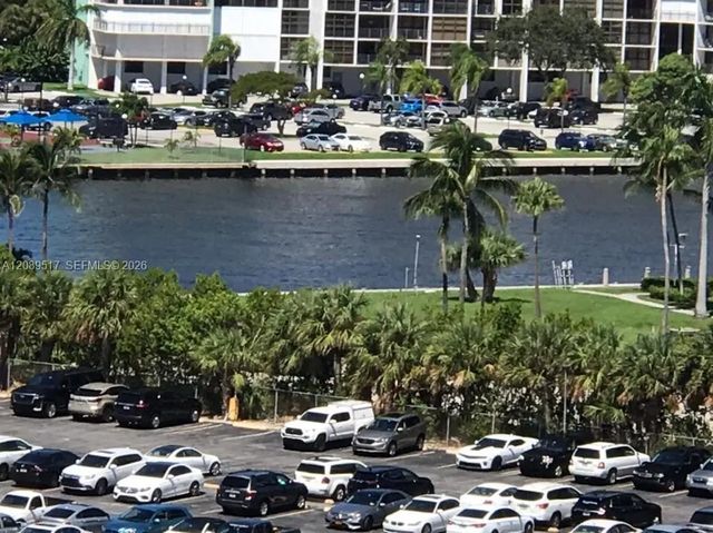 3 of 18 - 3901 S Ocean Drive #10w, Hollywood, FL
