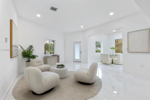 3 of 25 - 1001 Ne 82nd Street, Miami, FL