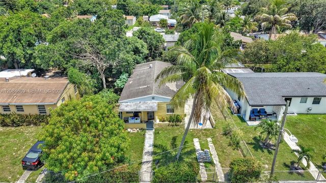 2 of 10 - 15601 Ne 15th Avenue, North Miami Beach, FL