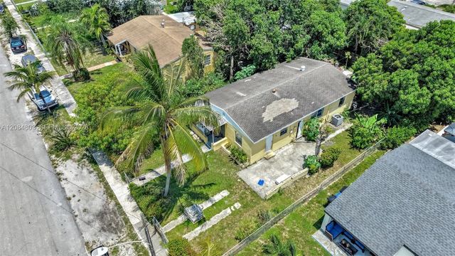 3 of 10 - 15601 Ne 15th Avenue, North Miami Beach, FL