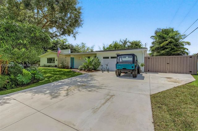 2 of 31 - 18740 Sw 86th Avenue, Cutler Bay, FL