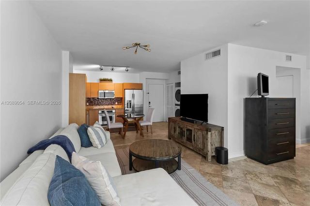4 of 17 - 3180 Sw 22nd Terrace #604, Miami, FL