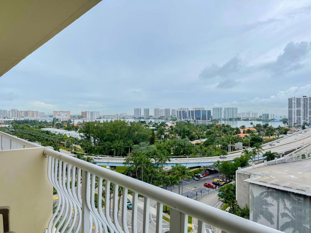 19201 Collins Avenue #1034, Sunny Isles Beach