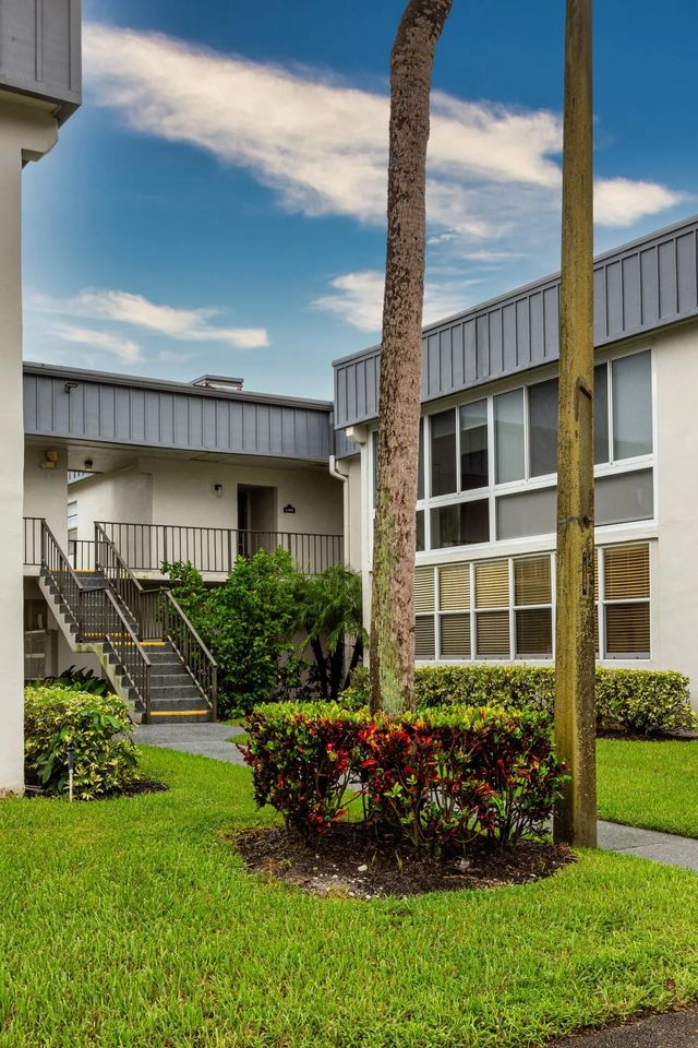 2 of 23 - 557 Piedmont L, Delray Beach, FL