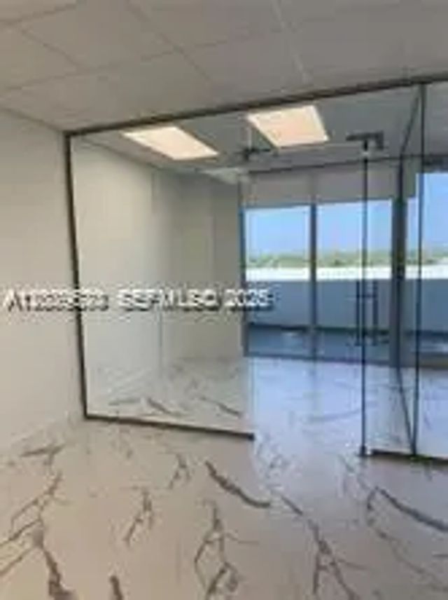 4 of 14 - 800 Se 4th Avenue #613, Hallandale Beach, FL
