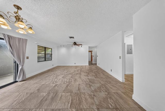 4 of 27 - 9811 Sw 57th Street, Cooper City, FL