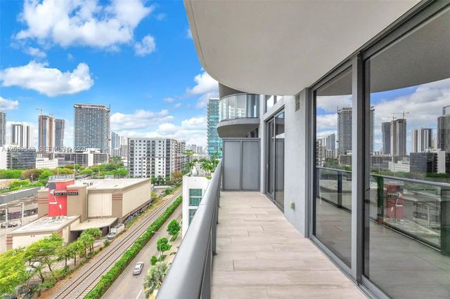 2 of 27 - 121 Ne 34th Street #905, Miami, FL