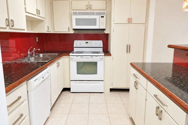 5 of 19 - 19390 Collins Avenue #119, Sunny Isles Beach, FL