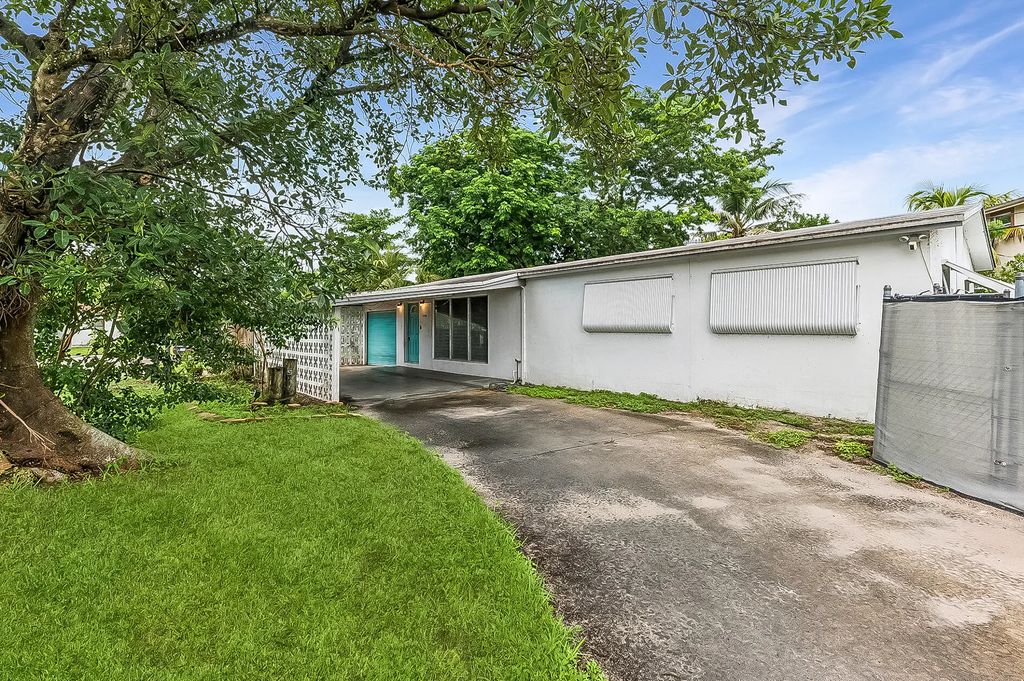 4700 Ne 2nd Way, Deerfield Beach