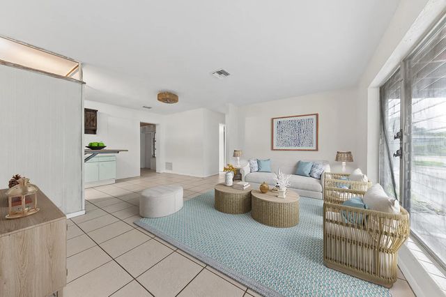 4 of 15 - 4700 Ne 2nd Way, Deerfield Beach, FL