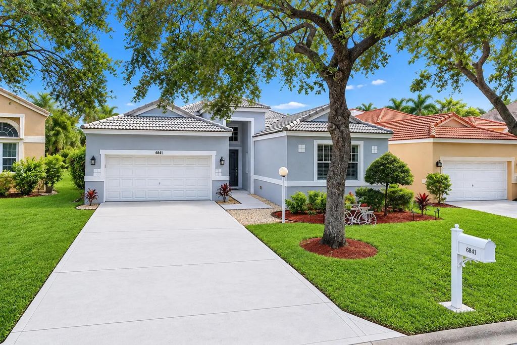 6841 Nw 81st Court, Parkland