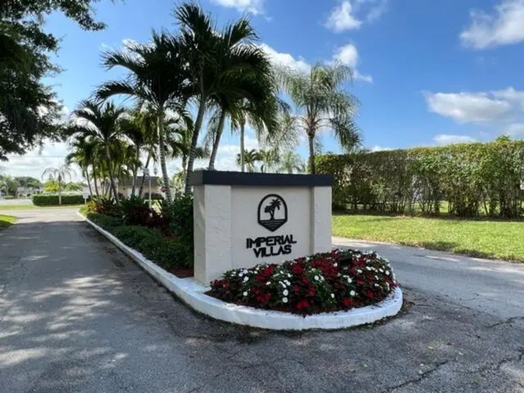 2712 Peer Lane, Delray Beach