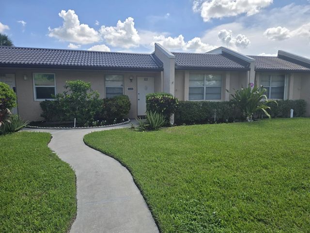 135 Lake Meryl Drive, West Palm Beach